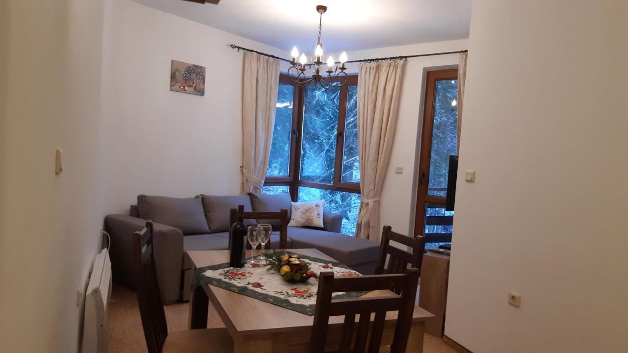 פמפורובו Апартамент Winter Home Iceberg מראה חיצוני תמונה