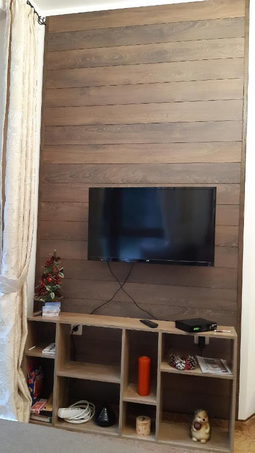 פמפורובו Апартамент Winter Home Iceberg מראה חיצוני תמונה